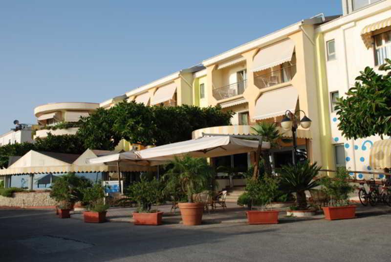 Hotel La Tonnara Amantea Exterior foto